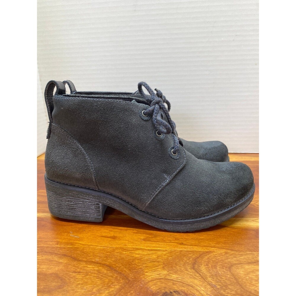 Naot black raven oily suede ankle boot 38